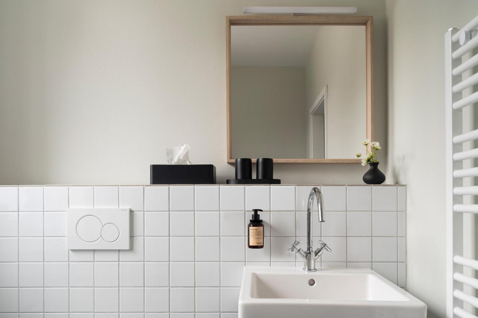 Hotel Lohauser Hof Dusseldorf Ngoại thất bức ảnh