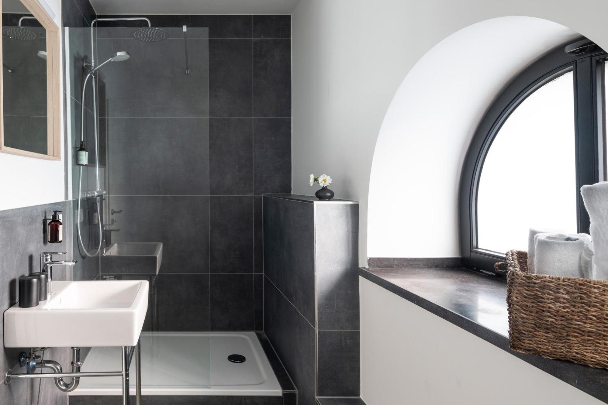 Hotel Lohauser Hof Dusseldorf Ngoại thất bức ảnh
