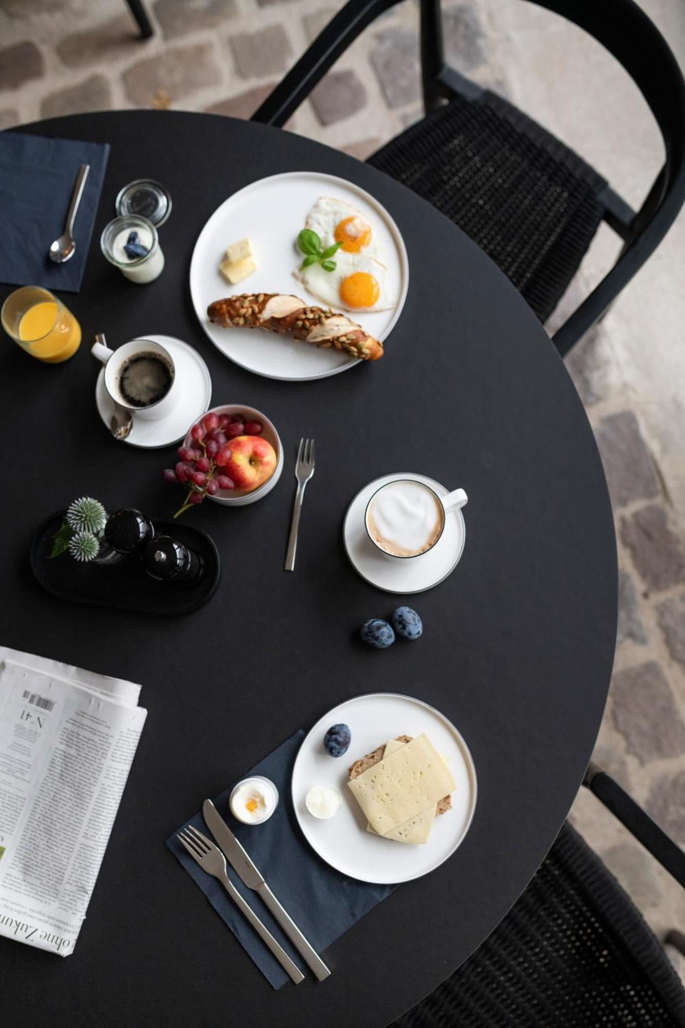 Hotel Lohauser Hof Dusseldorf Ngoại thất bức ảnh